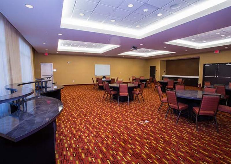 Courtyard By Marriott Lubbock Downtown/University Area Exterior foto