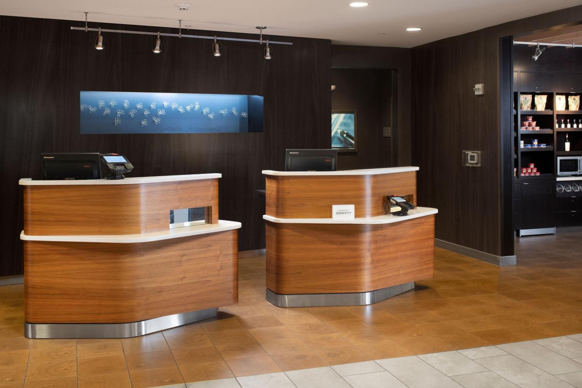 Courtyard By Marriott Lubbock Downtown/University Area Exterior foto